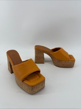 8 by Yoox Platform Sandals in Orange 38 S33